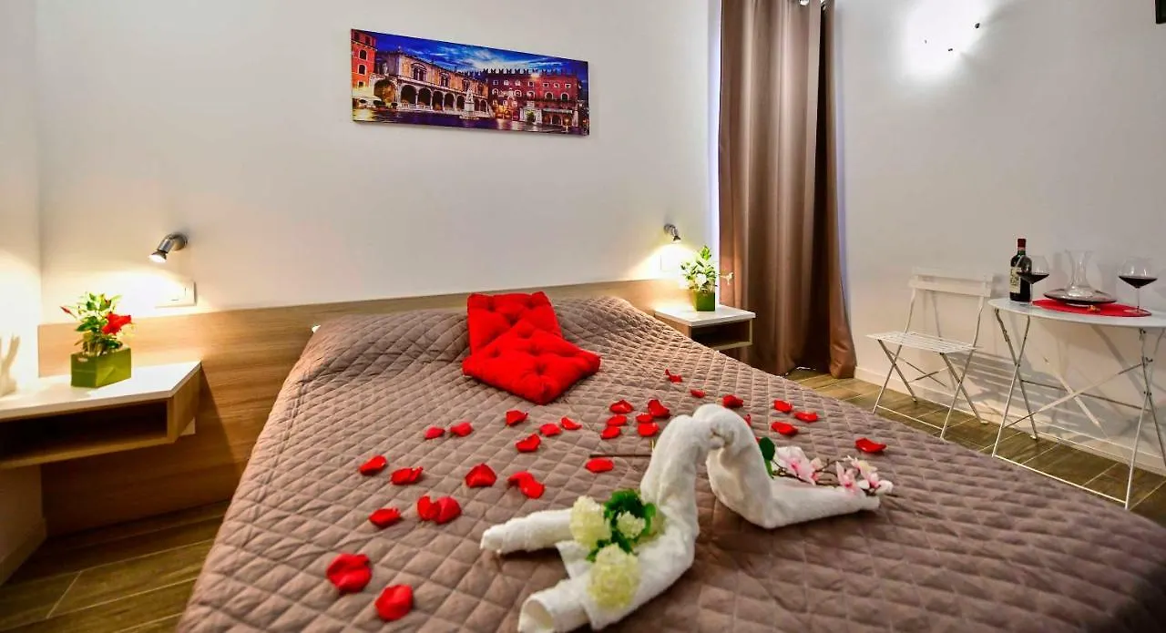 Welcome Traveller Divine Cecile Γκάρντα Ιταλία
