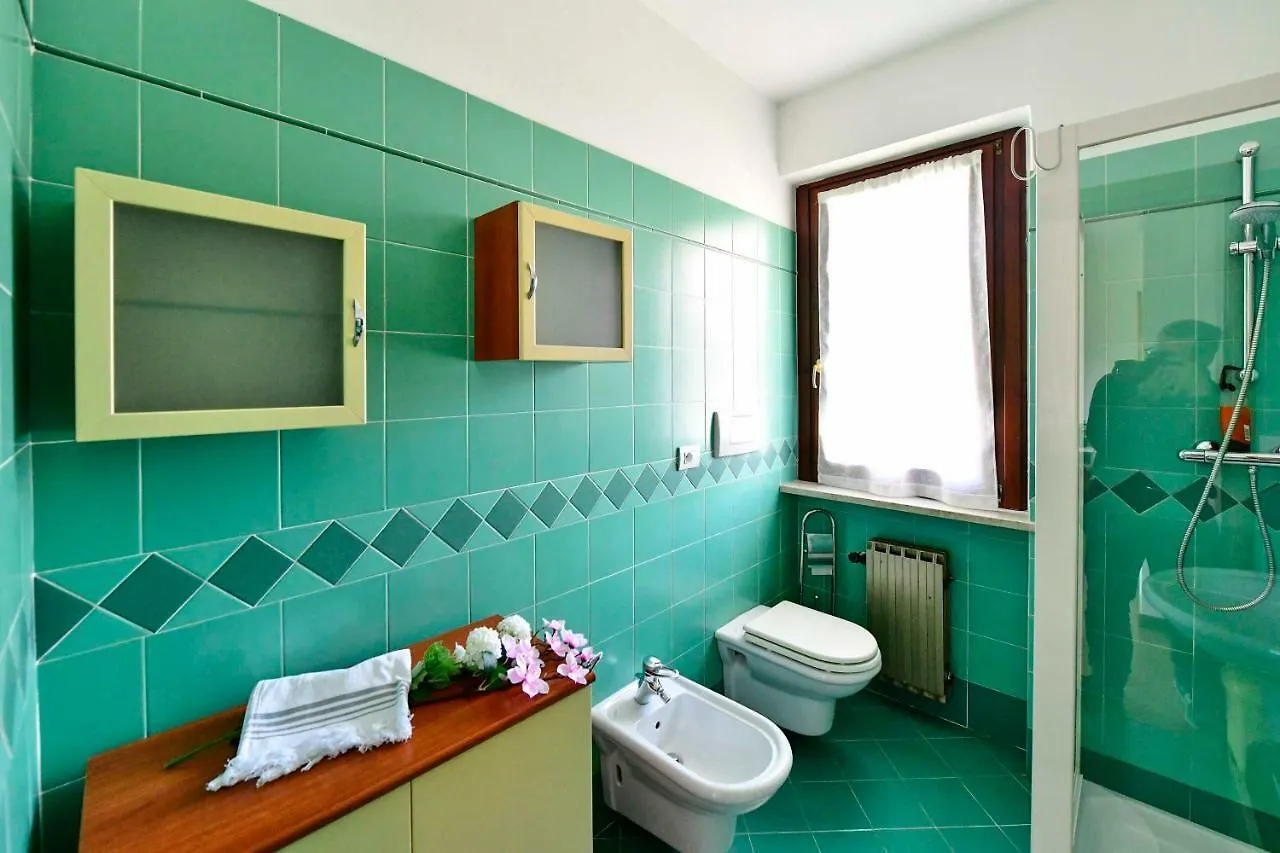 Guest house Welcome Traveller Divine Cecile Garda  Italy