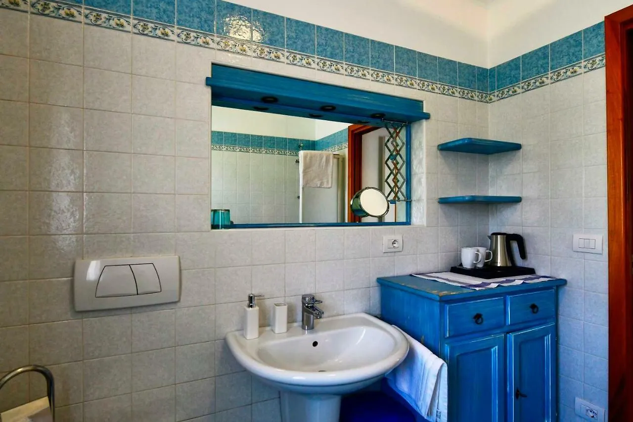 Welcome Traveller Divine Cecile Garda  Garda (Verona)